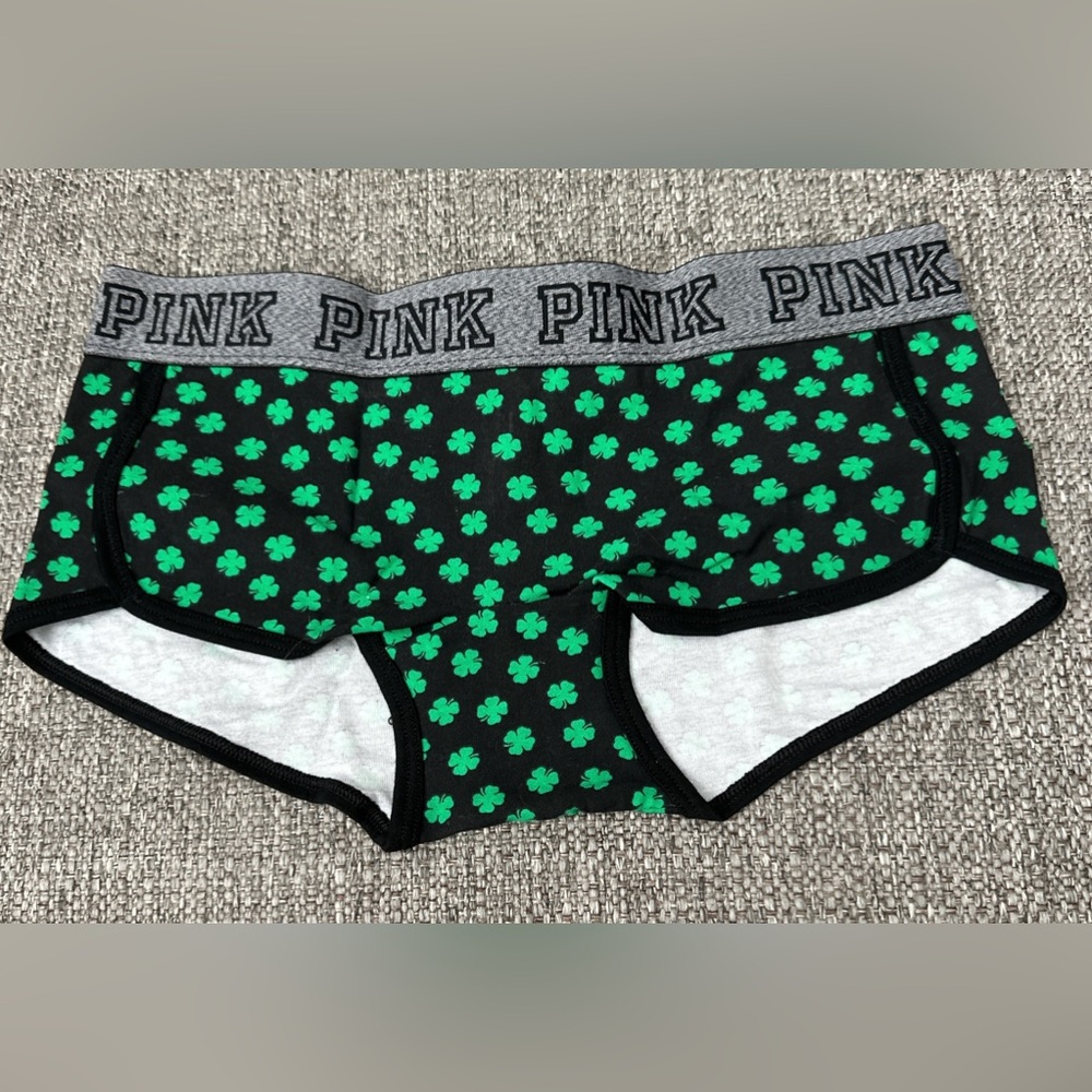 PINK Victoria's Secret Black & Green Clover Boyshorts